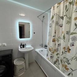 Фото Отель Апарт Комфорт на улице Академика Колмогорова