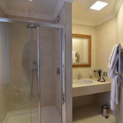 Фото Отель Grand Hotel Yerevan (Гранд )