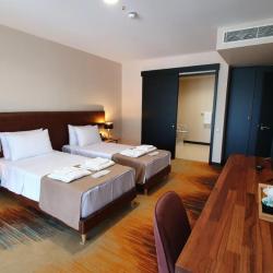 Фото Отель Carousel Hotel (Карусель)