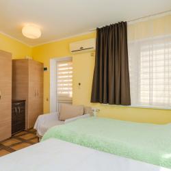 Двухместный номер-студио с кухней и частичным видом на море 