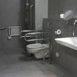 Номер стандарт с 1 односпальной кроватью для маломобильных граждан