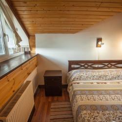 Номер стандарт с 1 двуспальной кроватью (с завтраком, мансарда)