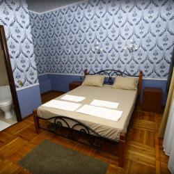 Номер стандарт с 1 двуспальной кроватью