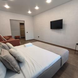 Фото Отель AbakanApart (Апарт) на улице Генерала Тихонова 4