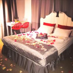 Фото Отель Жуков