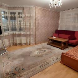 Фото Апартаменты на улице Ангарская 4