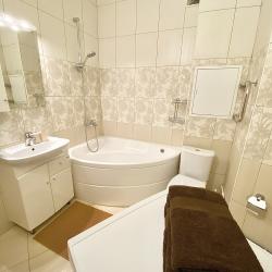 Фото Отель Rental Family Rooms (Рентал Фэмили Румс) на улице Революции 1905 года