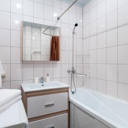 Фото Апартаменты на бульваре М. М. Кузьмина 9