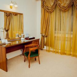 Номер стандарт улучшенный с 1 двуспальной кроватью