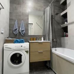 Фото Отель Двух комнатная квартира с видом на лес и море, новый ЖК Лидер