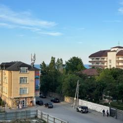 Фото Отель Gosti05 (Гости05) на улице Времена года 9