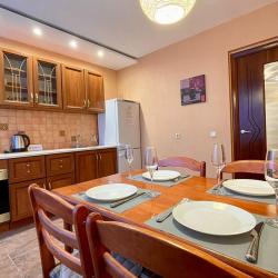 Фото Апартаменты на улице Родионова 189/24