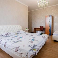 Комната стандарт (удобства на этаже)