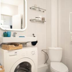 Фото Отель ELLJOY apartments (Эллджой апартментс)