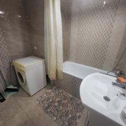 Фото Апартаменты на улице Богомягкова 51