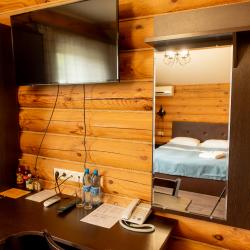 2-местный номер стандарт с 1 двуспальной кроватью