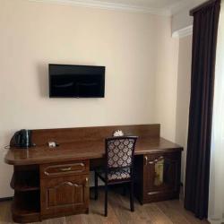 2-местный 1-комнатный номер стандарт эконом с 1 двуспальной кроватью