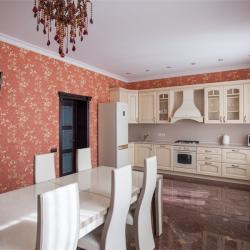 Фото Апартаменты на Баталинской