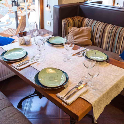 Welcome inn (Велком Инн) — 92f68aac84df0f7ff2c45d3027eff2c2