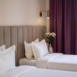 Фото Отель Orient Hotel Bishkek (Ориент )