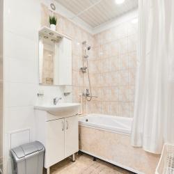 Фото Апартаменты Петровские на улице Сибирская 9А