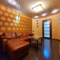 Фото Апартаменты на улице Самойловой 9