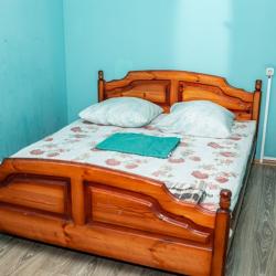 2-местный номер эконом с 1 двуспальной кроватью