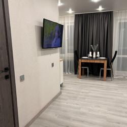 Фото Апартаменты на улице Адоратского 53