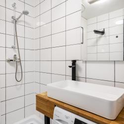 Фото Отель Sunmarine apartments (Санмарин апартментс) на улице Малая Очаковская 4а к2