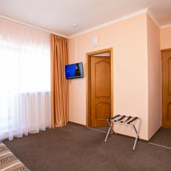 2-комнатный номер стандарт с 1 двуспальной кроватью