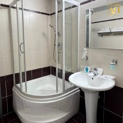 Номер люкс двухуровневый с видом на озеро (Alira Palace)