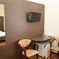 Номер полулюкс с 1 двуспальной кроватью