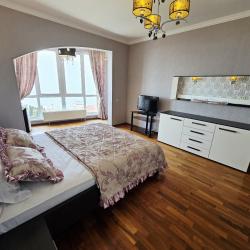 Фото Отель Двухкомнатная квартира с шикарным видом на море!