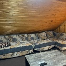 Номер студия с 3 односпальными и 2 двуспальными кроватями (мансарда)