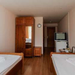 Номер стандарт с 2 односпальными кроватями (без балкона)