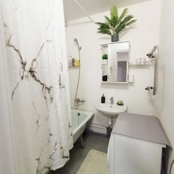 Фото Апартаменты в пгт. , 1-й квартал, 3