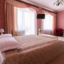 1-комнатный номер полулюкс с 1 двуспальной кроватью