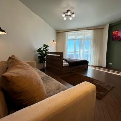 Фото Апартаменты на улице Комарова 58