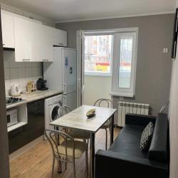 Фото Апартаменты на улице Матросова 18