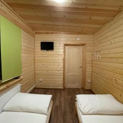 Коттедж стандарт с 6 односпальными и 1 двуспальной кроватью