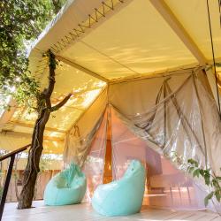 Сафари тент с 1 двуспальной кроватью