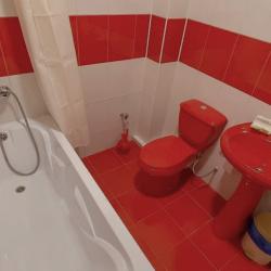 Номер стандарт с 1 двуспальной кроватью и диваном