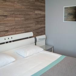 Номер стандарт с 1 двуспальной кроватью