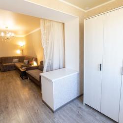 Фото Апартаменты на улице Андрея Губина 60