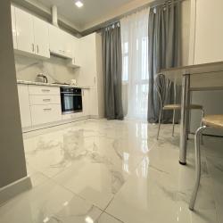 Фото Апартаменты Housevip на улице Рогожникова 23