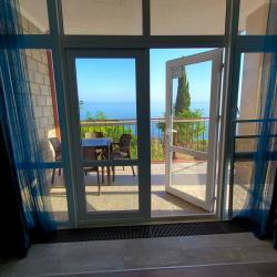 4-местные 2-комнатные апартаменты люкс с террасой