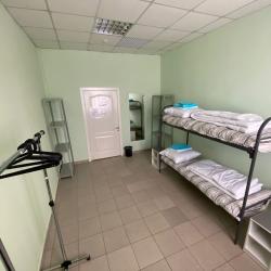 Кровать в 2-местном общем номере (общие удобства)