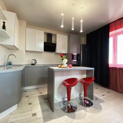 Фото Отель CrystalRentals (КристалРенталс) на улице Бориса Житкова 6