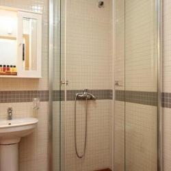 Фото Отель Lotus Hotel (Лотус)