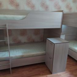 Кровать в 8-местном женском номере